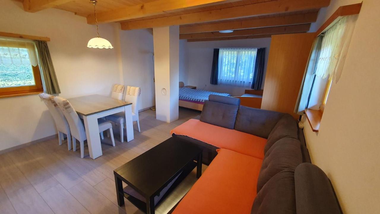 Villa Hiska Ob Gozdu Polzela Exterior foto